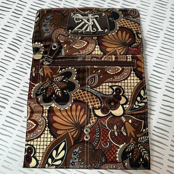 Kathy Van Zealand brown/multicolored 3 fold wallet. 11 slots for c/c & 1 ID slot - Picture 4 of 13